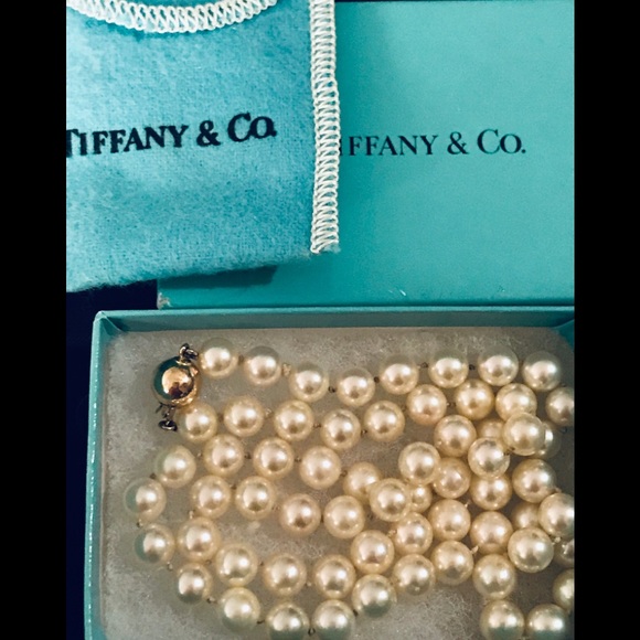 ? Jewelry - Vintage 14k Gem quality Pearl Necklace